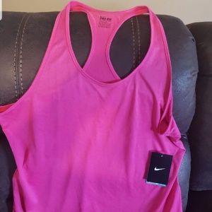 NWT Nike Workout Tank Size XL